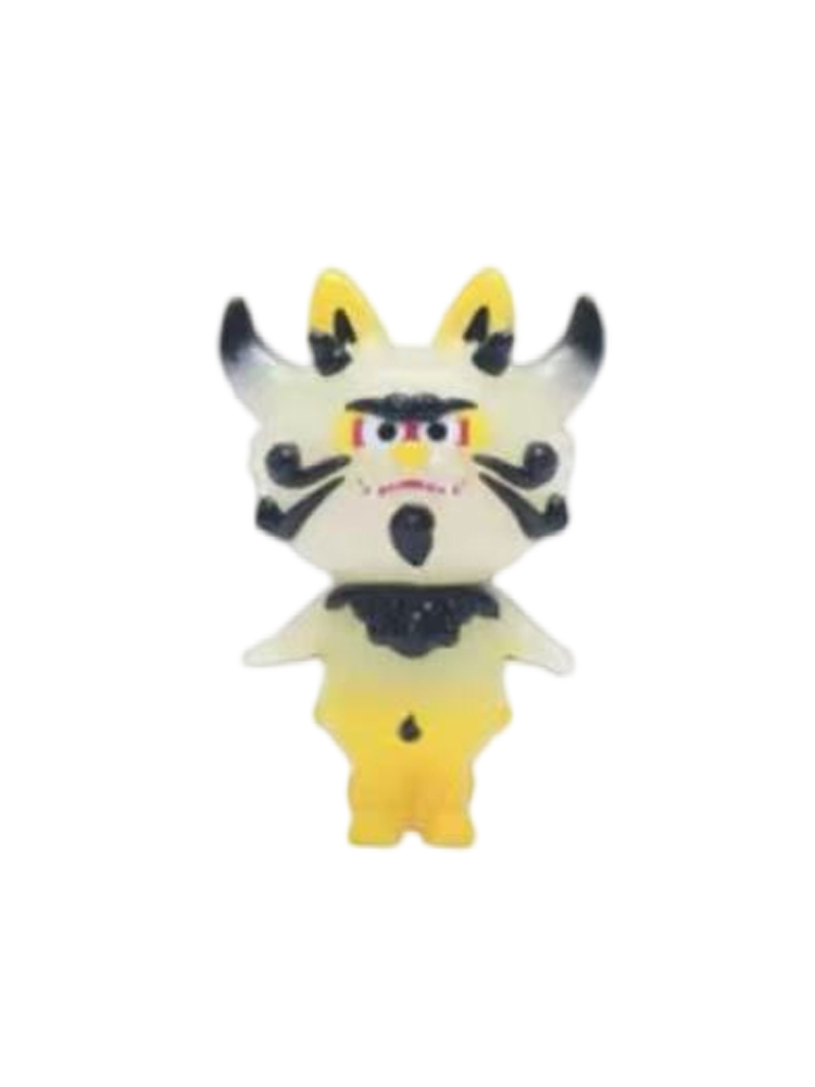 Komataro Glow in the Dark Version Special Secret