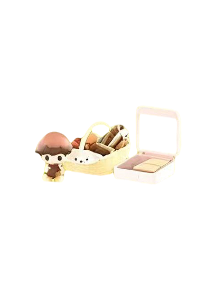 Rich Picnic Basket